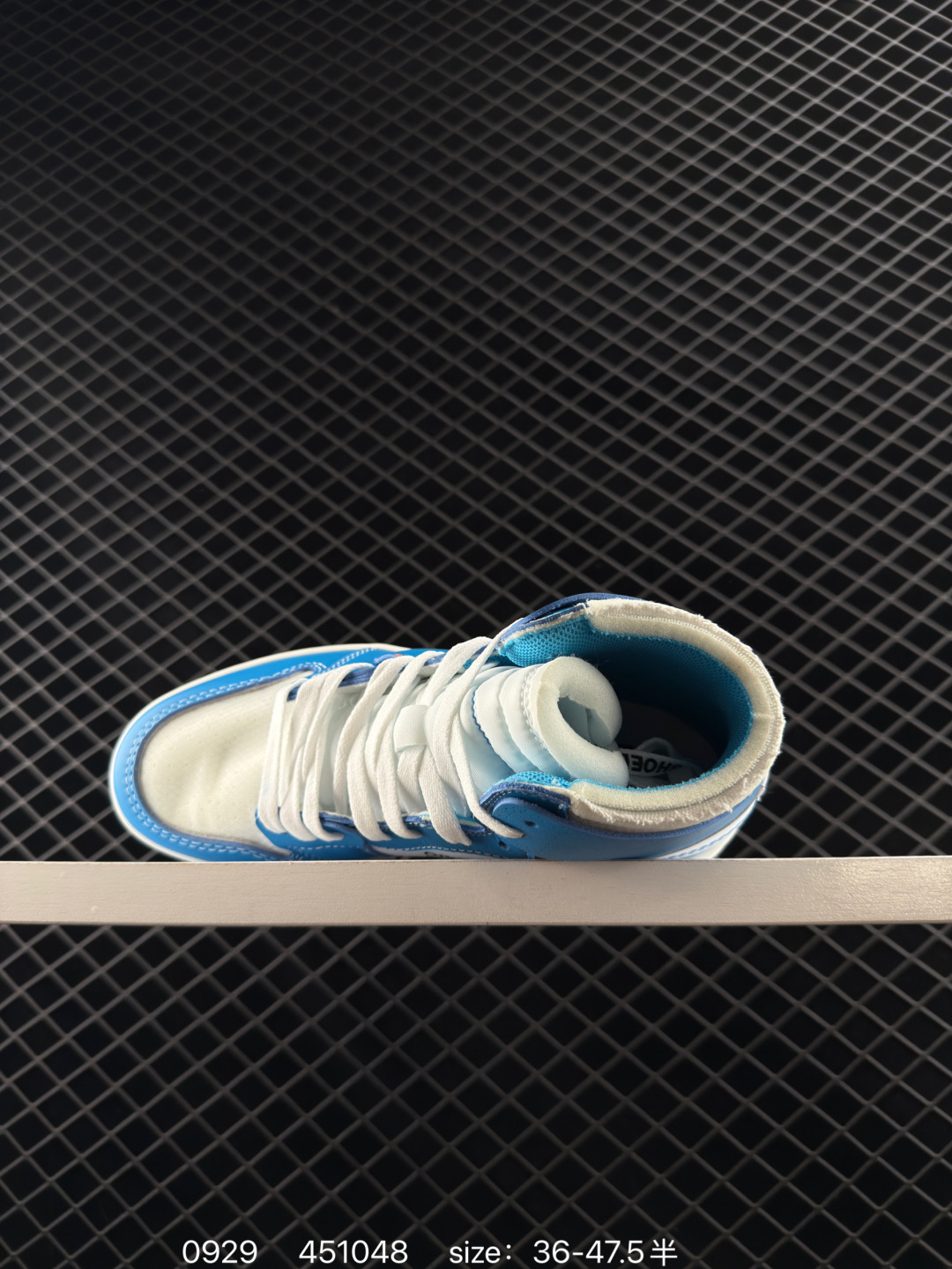 WHITE x Nike Air Jordan 1 Retro High OG “UNC”